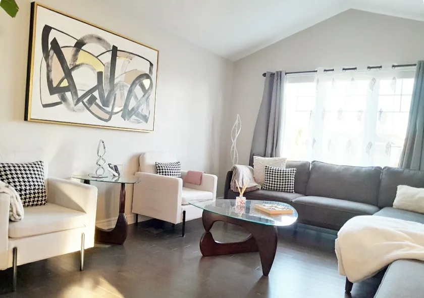 The Executive ~A Boutique Airbnb~ - Image 1