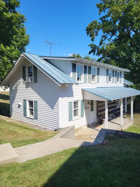 the Spring House - Image 1