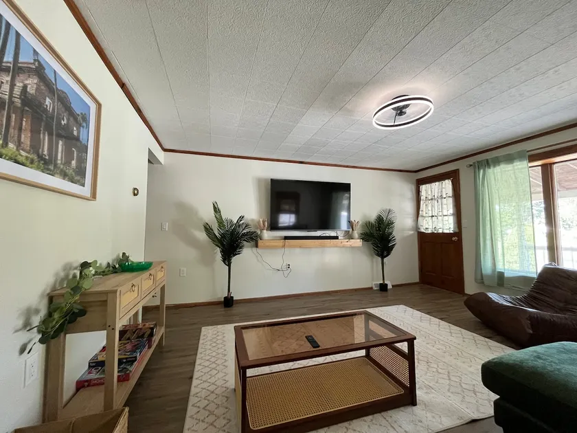 Butterscotch Bungalow! - Image 1