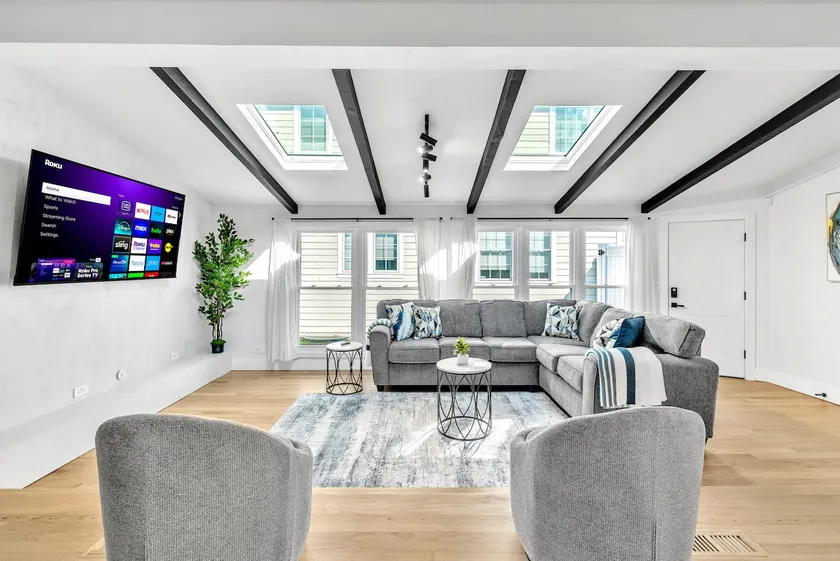 Elmhurst 4BR Home with Pool | Mid-Term Ready - Image 1