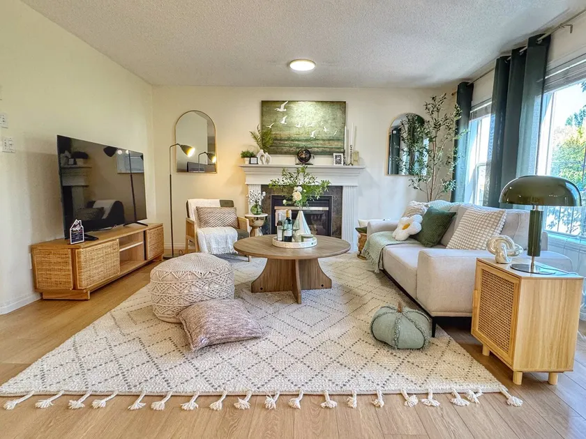 5 Star w/ AC & Garage | 15m to YEG | 20m to Rogers - Image 1