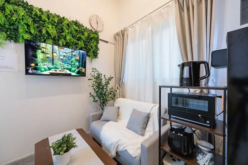 Nagoya Station 15 minutes / Good access to Dome, Sakae, Kanayama / Adult couples / Hidden gem of a box garden maisonette - Image 1