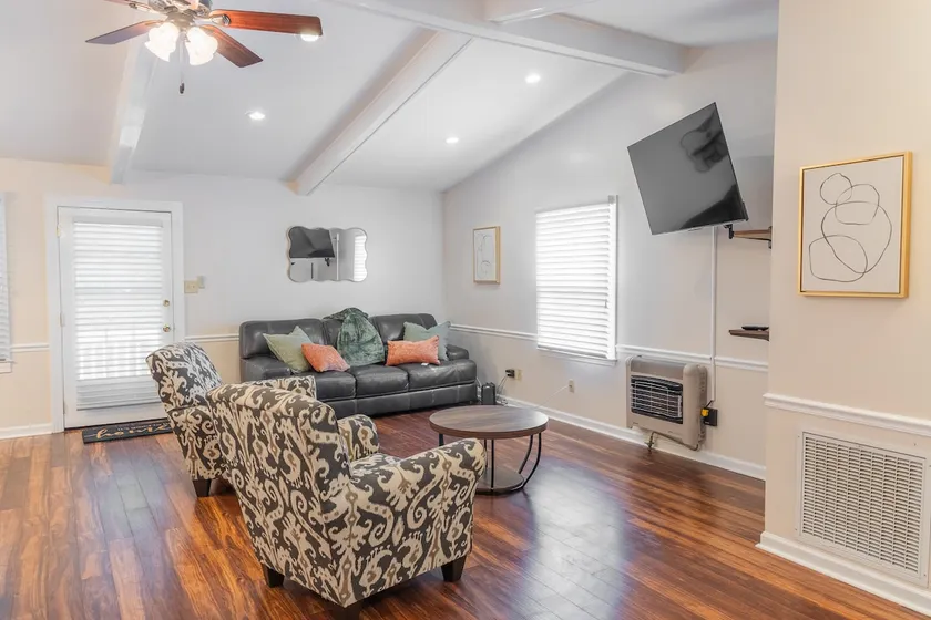 Modern Family Living – Near Food, I-85 & Hospital - Image 1