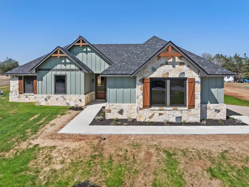 Modern Farmhouse Retreat | Leon's Crossing - Image 1