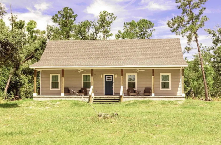 Belle Pines Retreat - Image 1