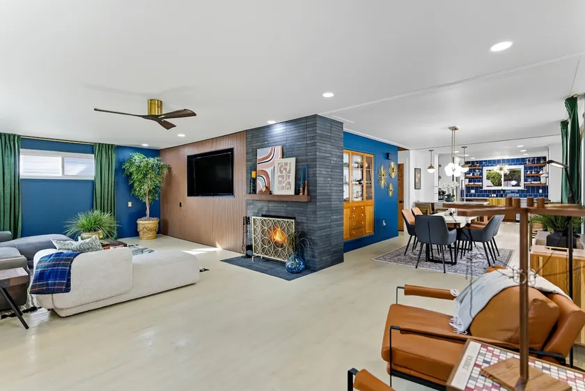 Mid-Century Modern Retreat | No Hassel Check Out - Image 1