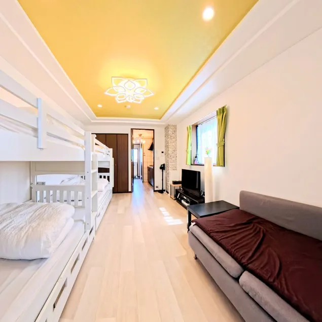 [Group base] 15 minutes to Yokkaichi and Suzuka Circuit | Sleeps up to 6 with bunk beds and free parking - Image 1