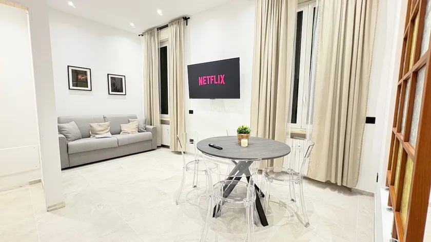 [Aurum Grand] Luxury Apartment + Private Parking - Image 1