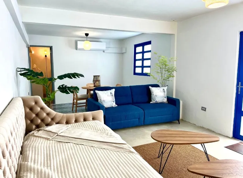 White Tree House Rental - Image 1