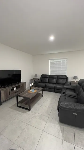 Brisas Evergreen - Image 1