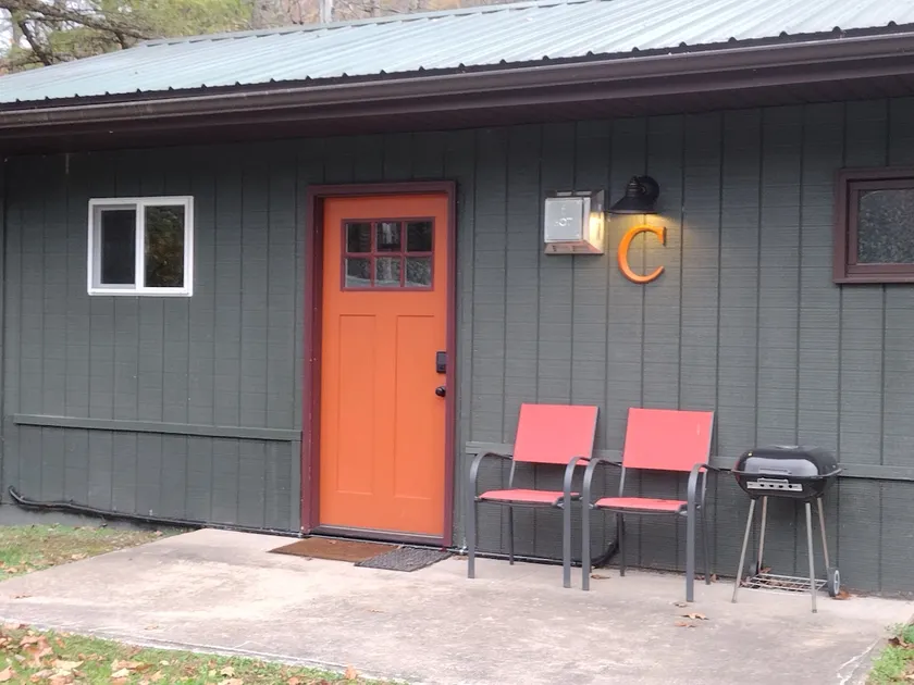 Deluxe Cabin C at Elk Creek Escape - Image 1