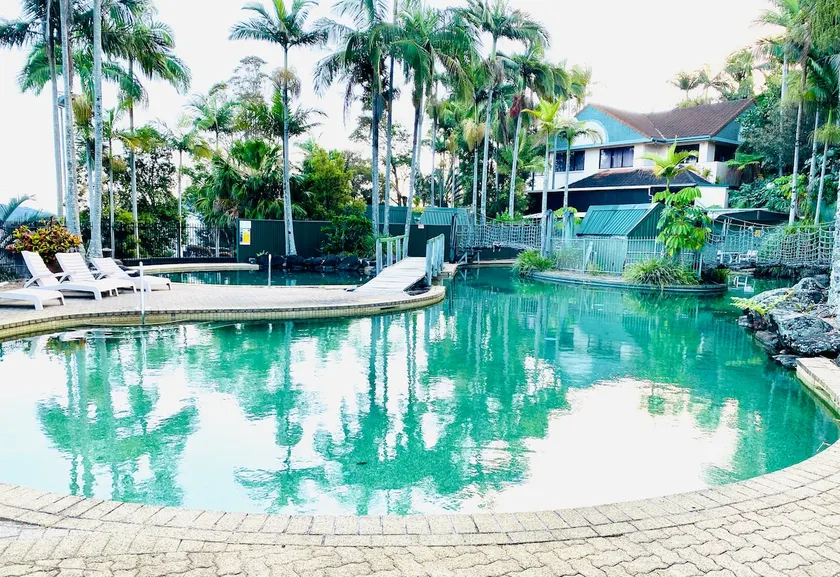 Bright 2BR Retreat • Pool • View • 12 Mins Airport - Image 1