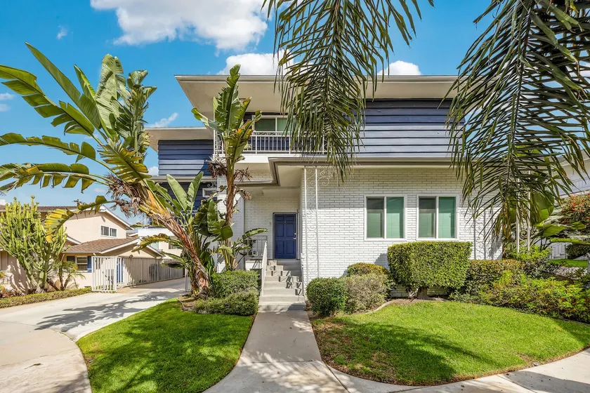 Oneluxstay 3BR Home Near the Beach - Image 1