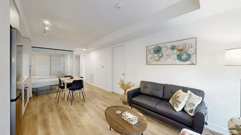 Cozy 2 Bdrm 2 Bath Entire Suite - Centre Hamilton - Image 1