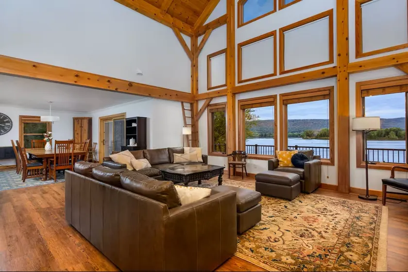 River View Lodge - Image 1