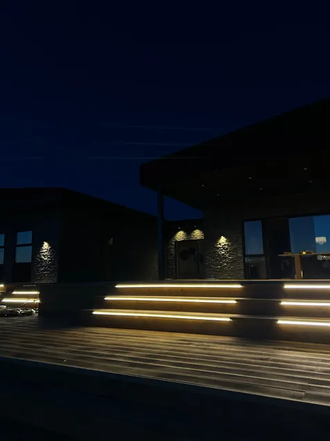 Villa moderna de lujo cerca del círculo de oro - Image 1