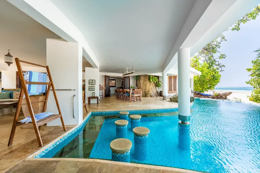 Tequila Sunrise Beach Villa-Diani Beach - Image 1