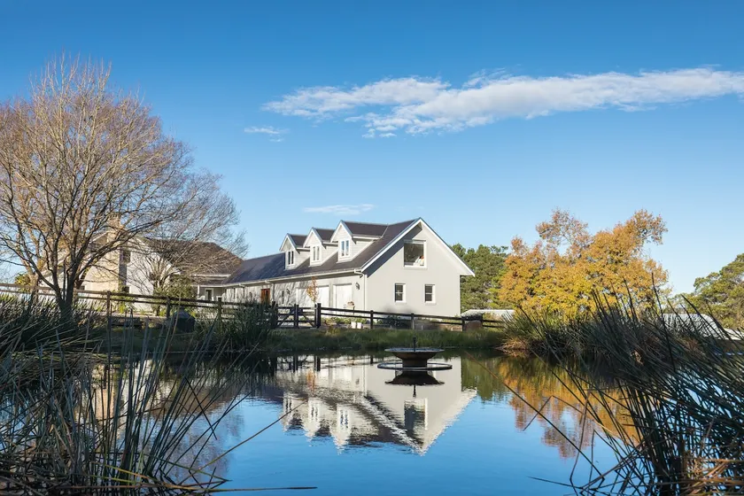 Couple’s Retreat - Close to wedding venues - Image 1