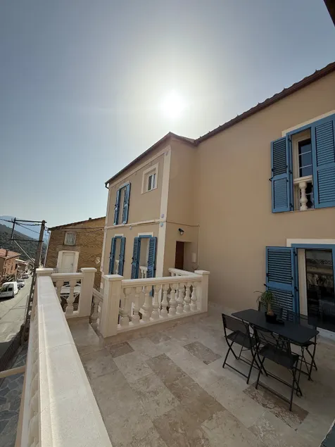 Charming building close to the GR20, the beach, and the river - Image 1