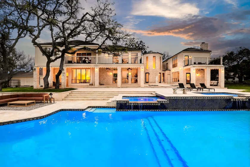 Majestic Oak: Luxury Estate w/ Resort Pool & Spa - Image 1