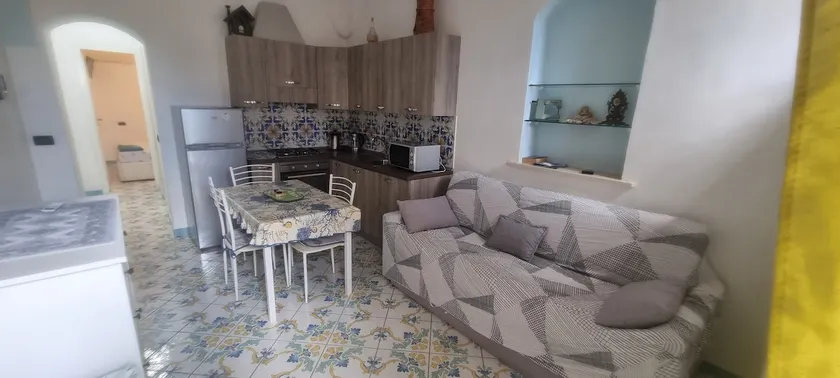 The holiday home cave - Image 1