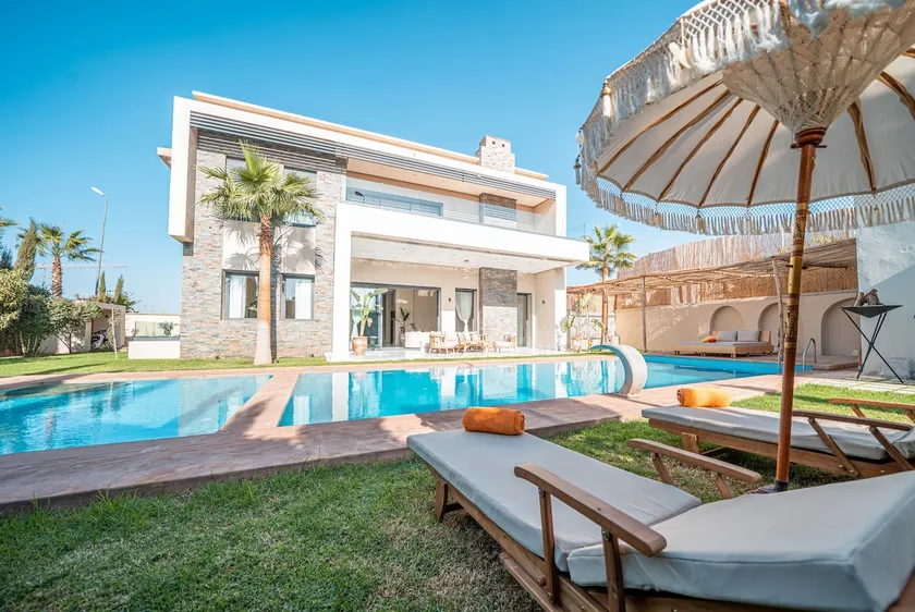 Boho Dream Villa | Best Location | Full Staff - Image 1