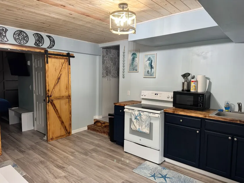 NEW! •CoZy CoVe• - Image 1