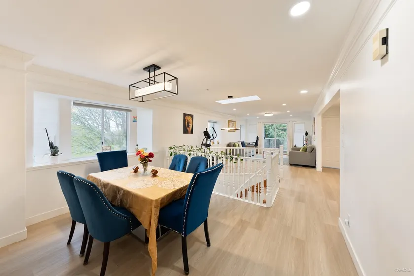 Large Family Home, 12 Guest/Near Airport/Downtown - Image 1