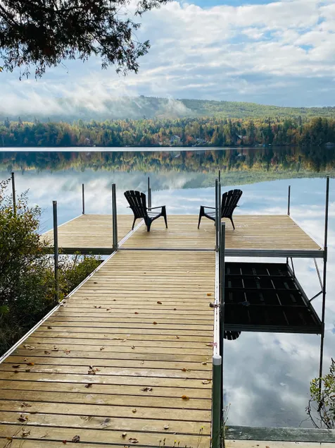 Chalet Le Lennox - Spa and dock on the lake - Image 1