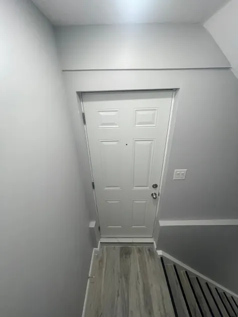 1 bedroom basement unit separate entrance. - Image 1