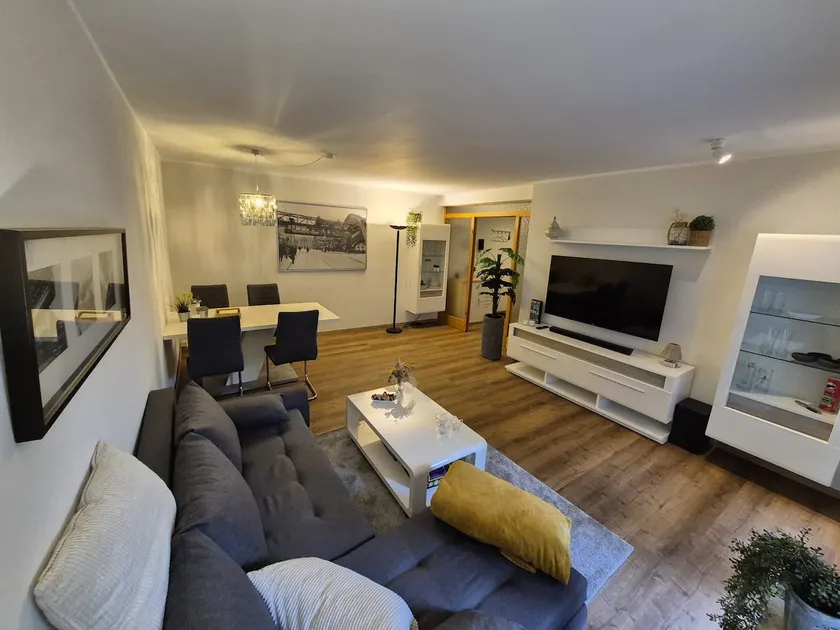 University and city close basement apartment at the Waldpark - Image 1