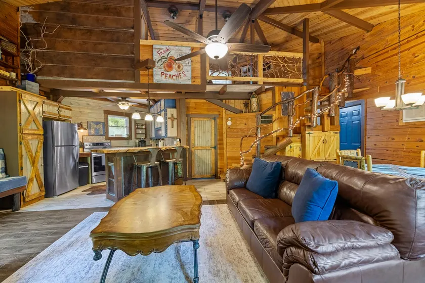 Double Barrel Retreat – Rustic Cabin near Clayton - Image 1