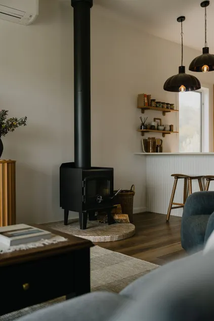 The Whitehaus Penguin | Stylish Coastal Getaway - Image 1