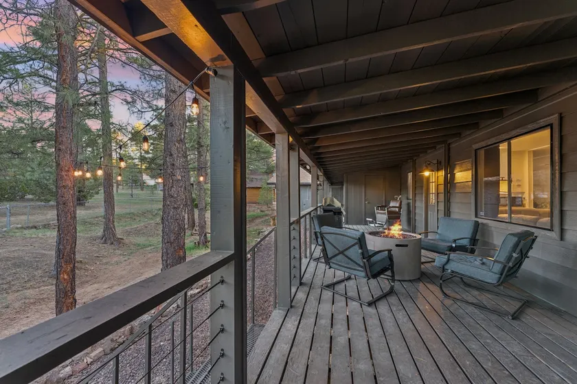 Charming Pines Cabin / Fireplace + BBQ Retreat - Image 1
