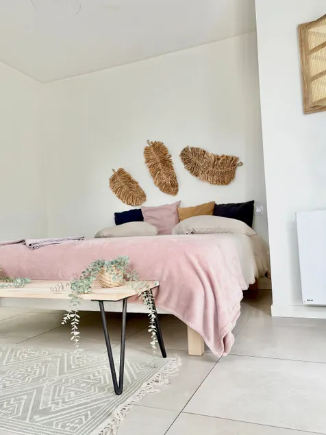 Cozy accommodation - Image 1