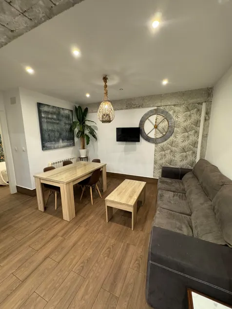 Granada Center Chueca Deluxe Apartment - Image 1