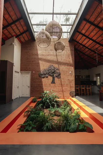 Rua by the Plantation - Image 1