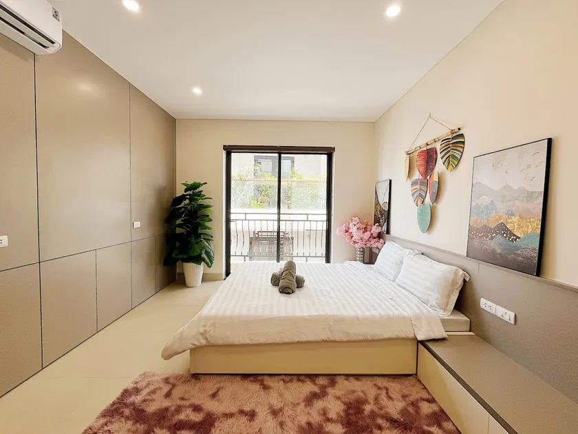 *Quiet Studio in West Lake Area - Image 1