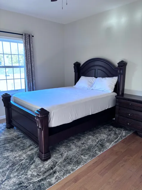 Luxury3BR Apartment/PrivateEntrance/Free Parking - Image 1