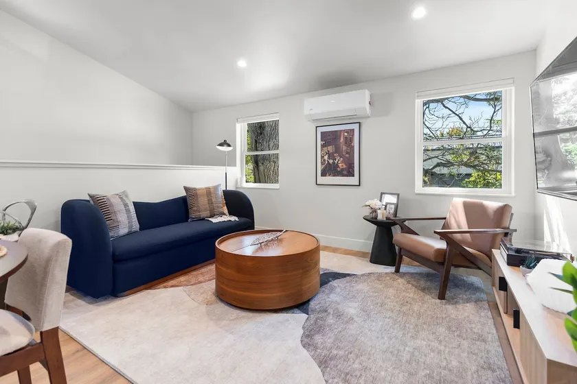 Walkability + Close to downtown, hiking, Red Rocks - Image 1