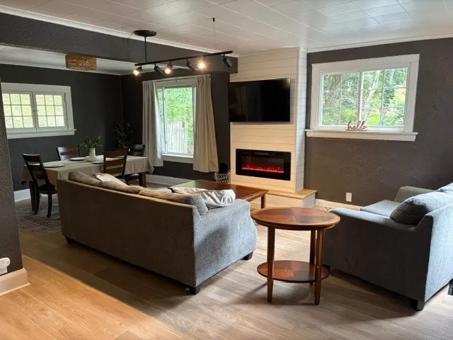 The Hillside Hideaway - Image 1