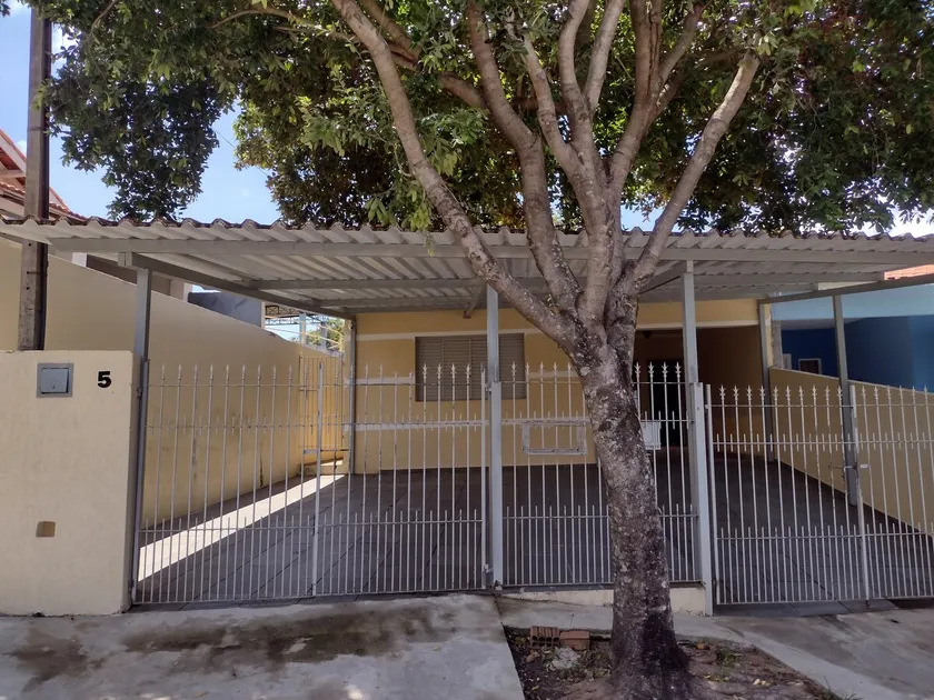 House in the central area with 3 bedrooms - Image 1