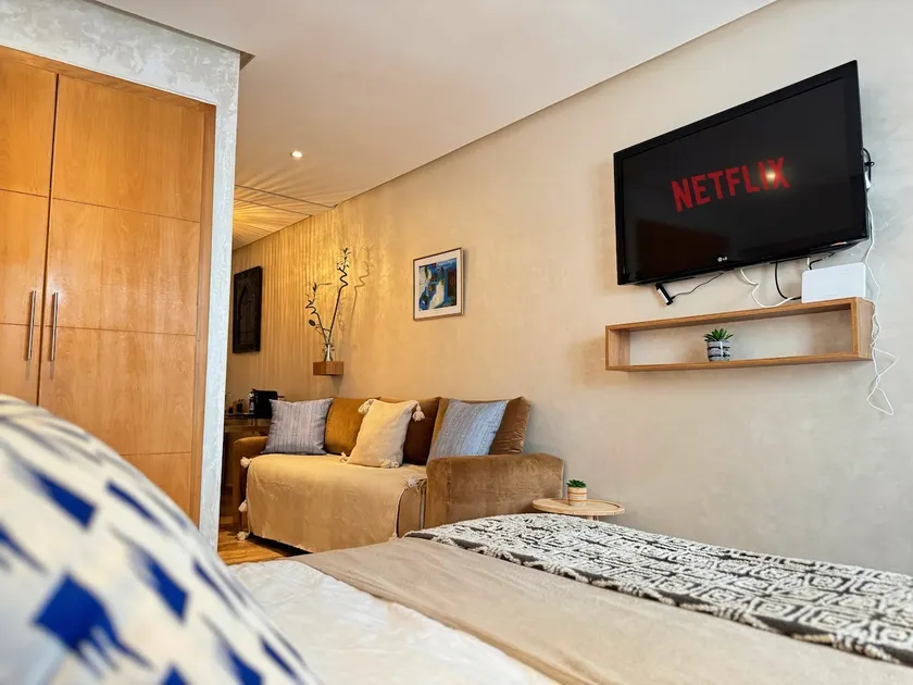 WOR's Oceanika Airbnb - Image 1