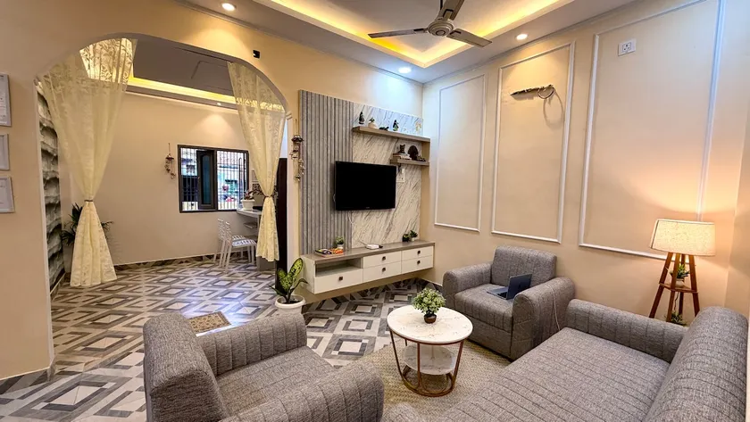 Namastay Kashi: Tana | 2BHK | 200m to Kaal Bhairav - Image 1