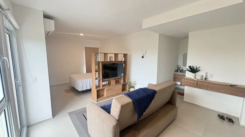 Modern studio with balcony + pool in Luque - Image 1