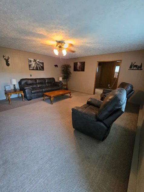 Home near laurel river lake. - Image 1