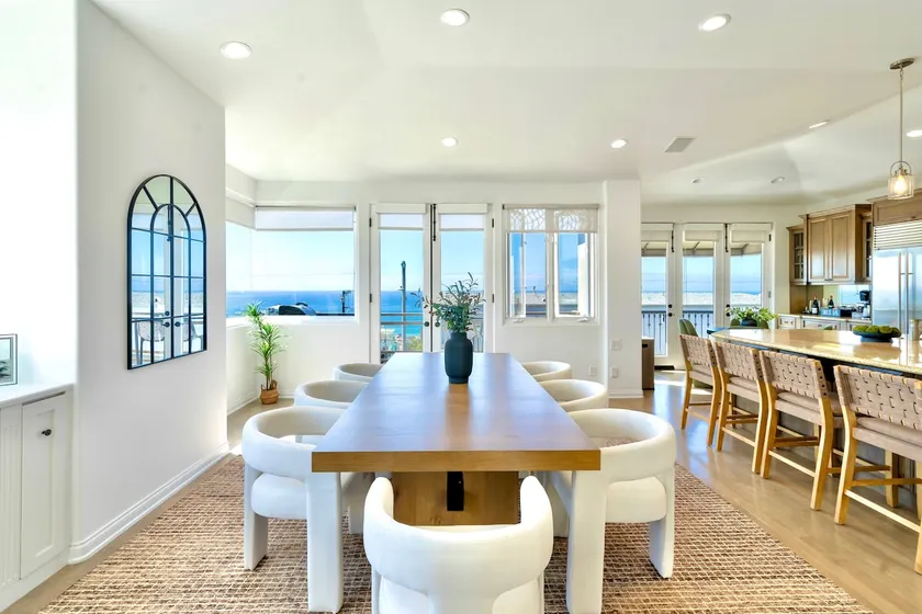 Ocean Views | Luxe 5BR Mansion | Bikes & Elevator - Image 1