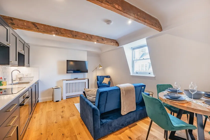 The Loft, Flat 3 - Image 1