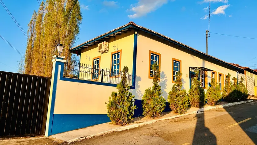 Casa da Dóta no paraíso de Furnas e Capitólio - Image 1