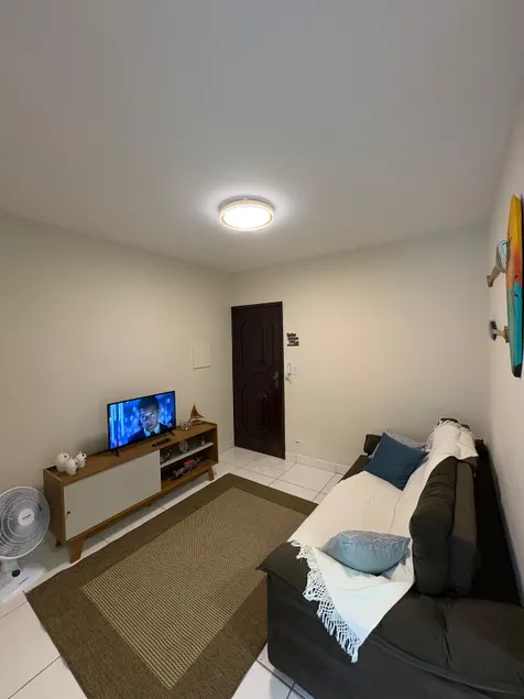 Apartment 10 - Image 1